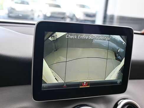 Used 2018 Mercedes-Benz GLA 250 image 21