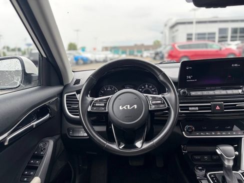 Used 2022 Kia Seltos EX AWD/4WD image 21