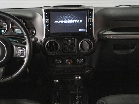 Used 2017 Jeep Wrangler Unlimited Sport w/ Quick Order Package 24S image 26