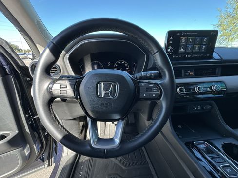 Certified 2024 Honda Pilot EX-L image 10