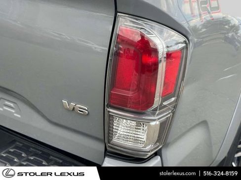 Used 2021 Toyota Tacoma TRD Sport w/ Technology Package AWD/4WD image 13