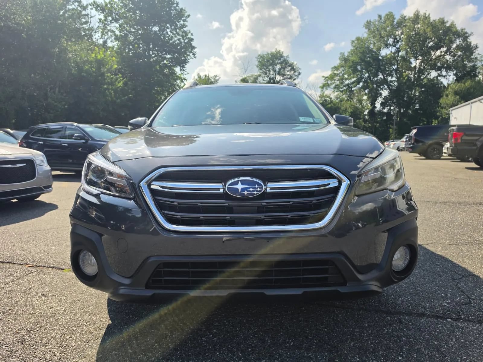 Used 2018 Subaru Outback 2.5i Limited AWD/4WD image 8