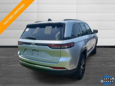 Certified 2025 Jeep Grand Cherokee Limited AWD/4WD image 5