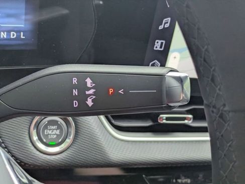New 2026 Chevrolet Equinox LT w/ Safety and Technology Package FWD image 20