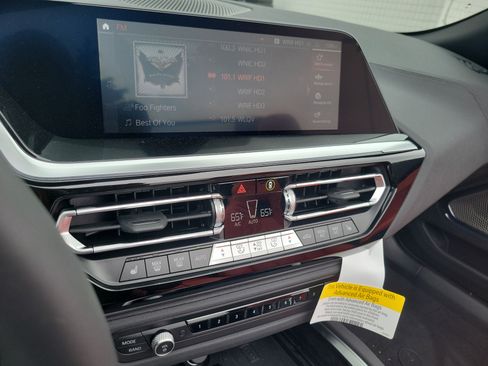 New 2026 BMW Z4 M40i w/ Premium Package RWD image 20