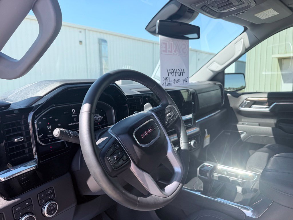 Used 2024 GMC Sierra 1500 SLT AWD/4WD image 15