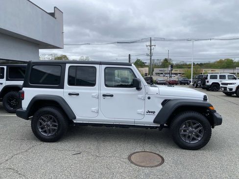 Certified 2025 Jeep Wrangler Unlimited Sport AWD/4WD image 2