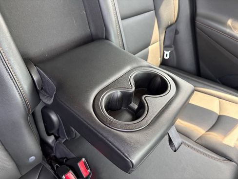 Used 2020 Chevrolet Equinox Premier FWD image 37