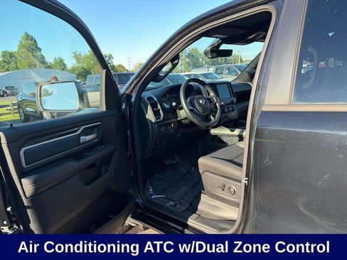 Used 2022 RAM 1500 Big Horn AWD/4WD image 14