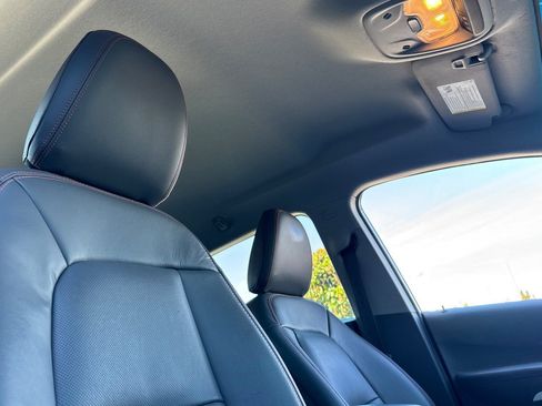 Used 2020 Chevrolet Bolt Premier w/ Infotainment Package image 20