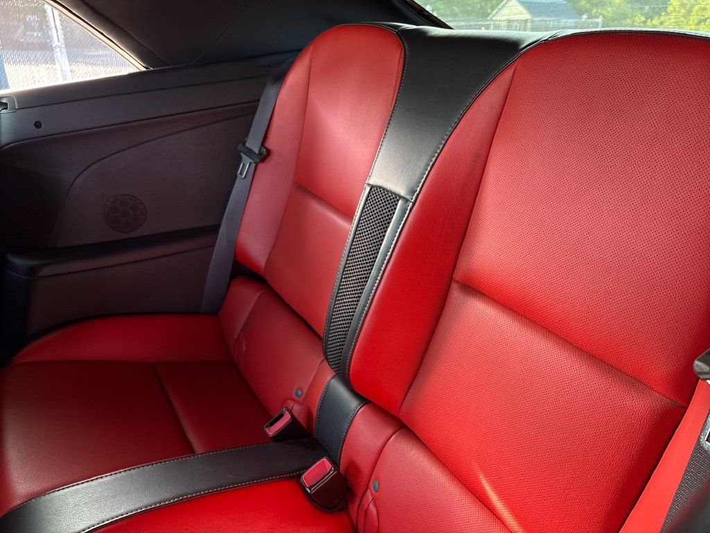 Used 2011 Chevrolet Camaro SS RWD image 16