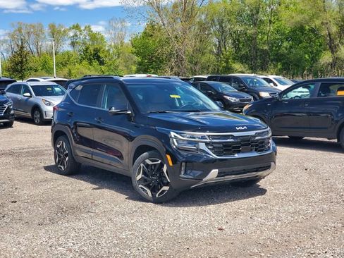 Certified 2024 Kia Seltos SX AWD/4WD image 1