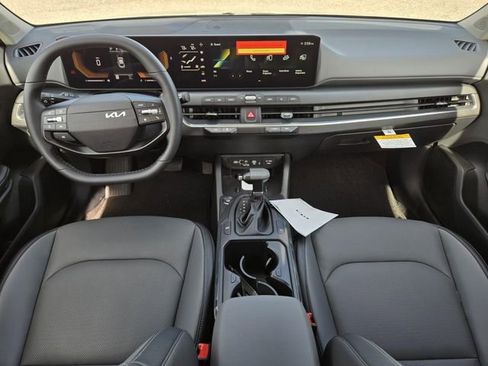 New 2026 Kia K4 EX image 28