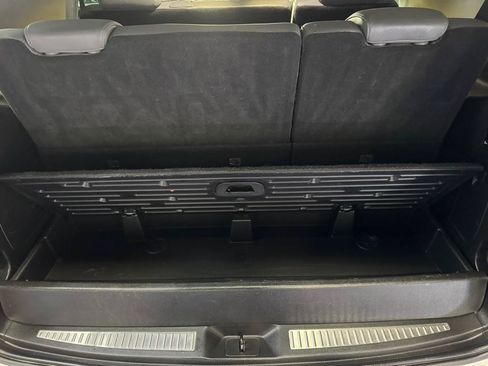 Used 2018 Chevrolet Tahoe LT AWD/4WD image 11