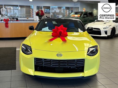 Certified 2024 Nissan Z Performance w/ Floor Mat Package image 7