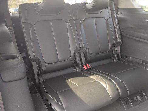 Used 2023 Jeep Grand Cherokee L Limited AWD/4WD image 31