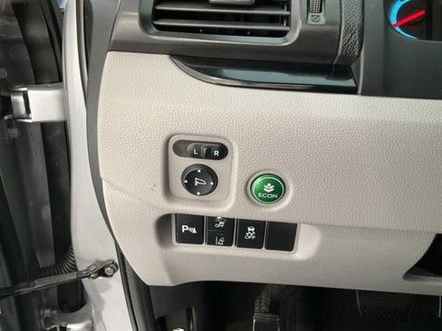 Used 2022 Honda Pilot Touring image 9