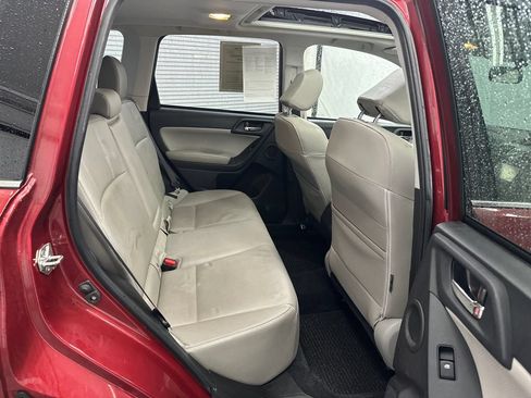 Used 2014 Subaru Forester 2.5i Touring AWD/4WD image 16