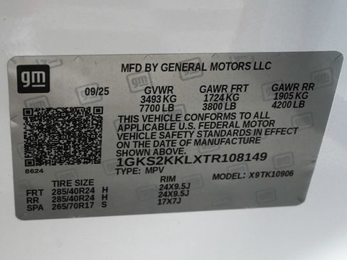 Used 2026 GMC Yukon XL Denali Ultimate w/ LPO, Floor Liner Package AWD/4WD image 38