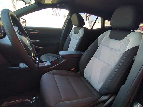 New 2026 Chevrolet Trax RS FWD image 22