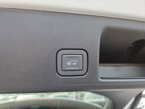 New 2026 Chevrolet Equinox EV LT w/ Convenience Package II image 10