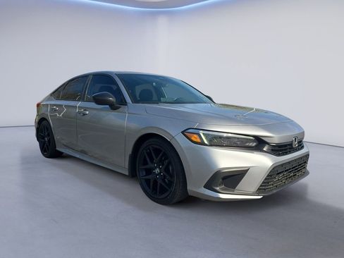 Used 2023 Honda Civic Sport image 7