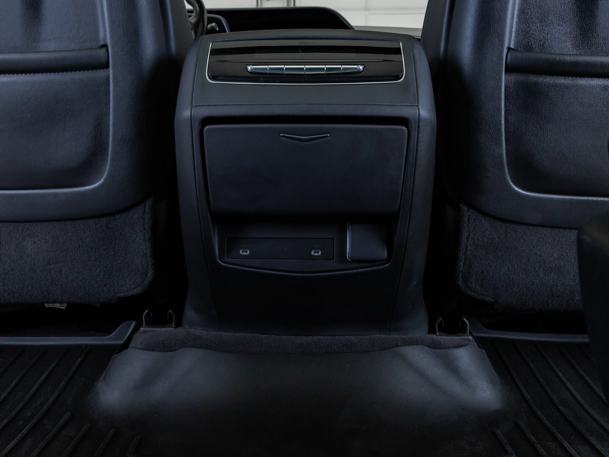 Used 2023 Cadillac Escalade Sport AWD/4WD image 30