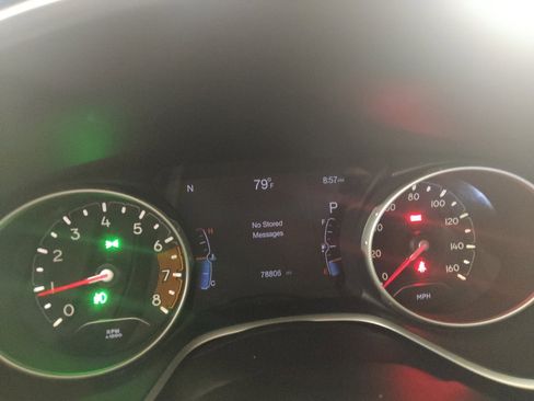 Used 2018 Jeep Compass Limited w/ Navigation Group AWD/4WD image 23