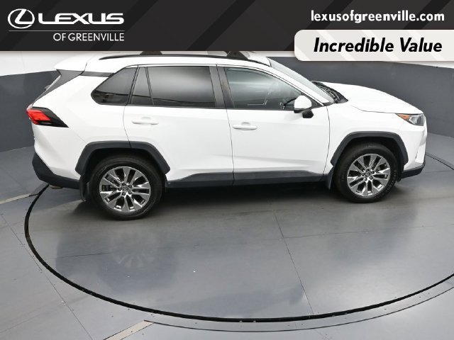 Used 2019 Toyota RAV4 XLE Premium w/ Cold Weather Package AWD/4WD image 50