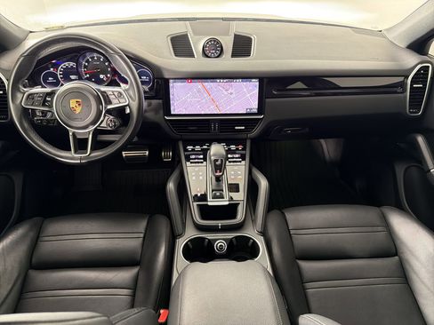 Certified 2020 Porsche Cayenne S AWD/4WD image 17