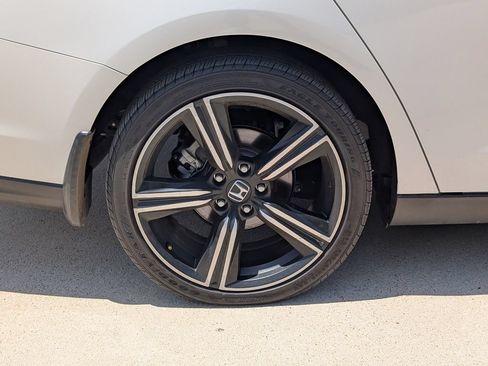 Used 2023 Honda Accord EX image 3