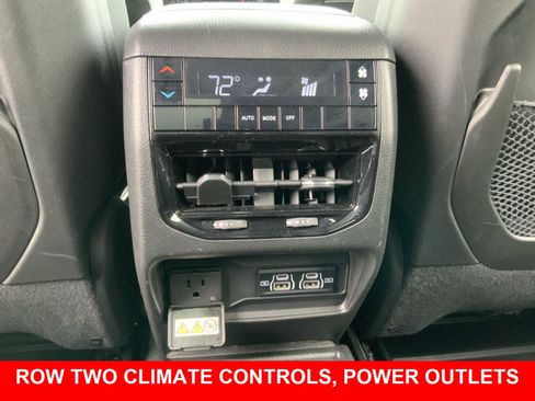 Used 2024 Jeep Grand Cherokee L Altitude AWD/4WD image 54