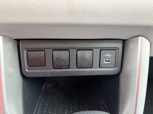 Used 2023 Toyota Corolla Cross L AWD/4WD image 20