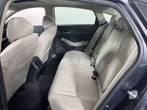 Certified 2025 Honda Accord SE image 22