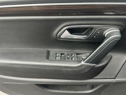 Used 2017 Volkswagen CC Sport FWD image 4