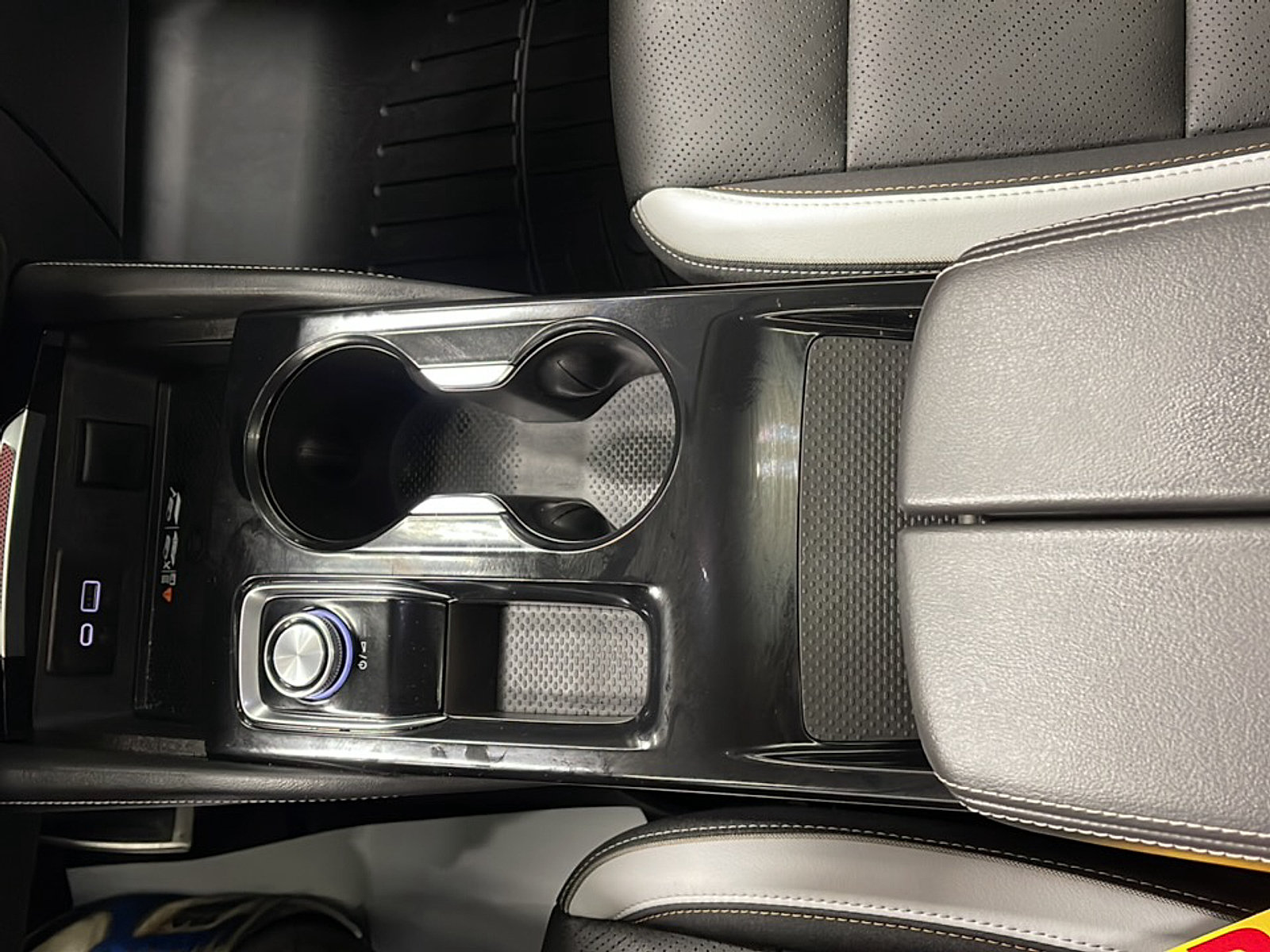 Used 2025 Buick Envision Sport Touring AWD/4WD image 12