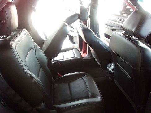 Used 2017 Ford Explorer Sport w/ Equipment Group 401A AWD/4WD image 18