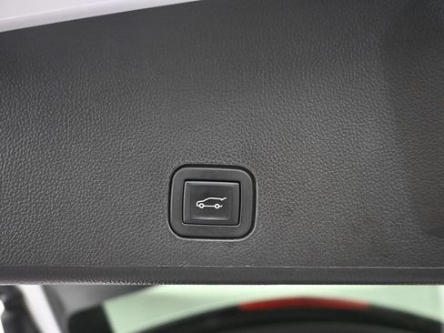 Used 2016 Cadillac SRX Performance w/ Driver Awareness Package AWD/4WD image 12