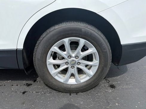 Certified 2020 Chevrolet Equinox LT w/ Driver Convenience Package FWD image 9