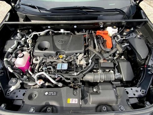 Used 2021 Toyota RAV4 SE AWD/4WD image 30