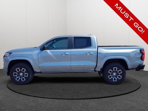 Used 2026 Chevrolet Colorado Z71 AWD/4WD image 2
