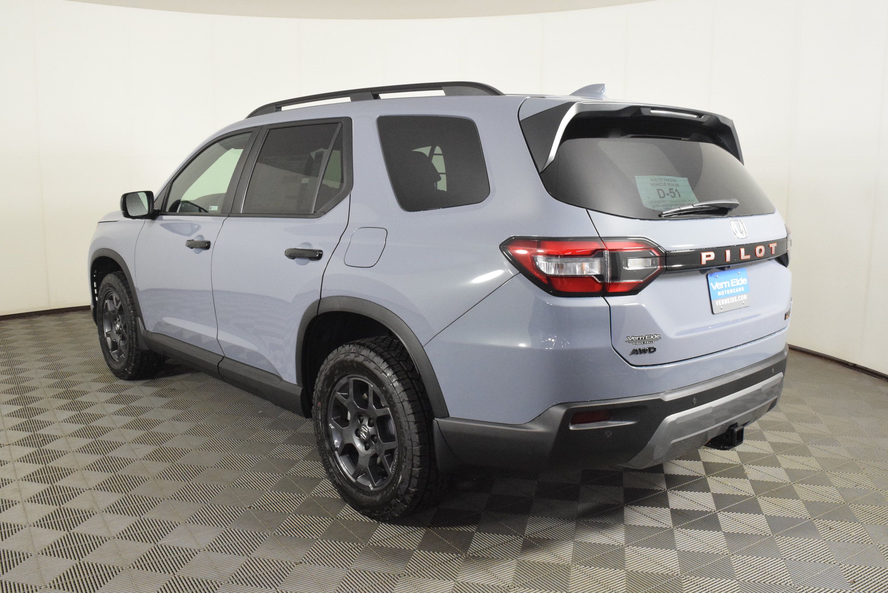 New 2026 Honda Pilot TrailSport image 8