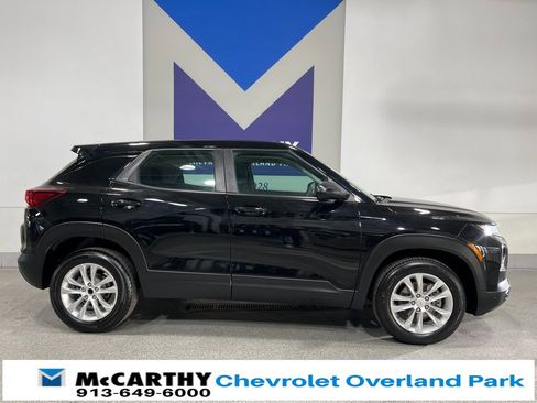 Used 2023 Chevrolet TrailBlazer LS image 4