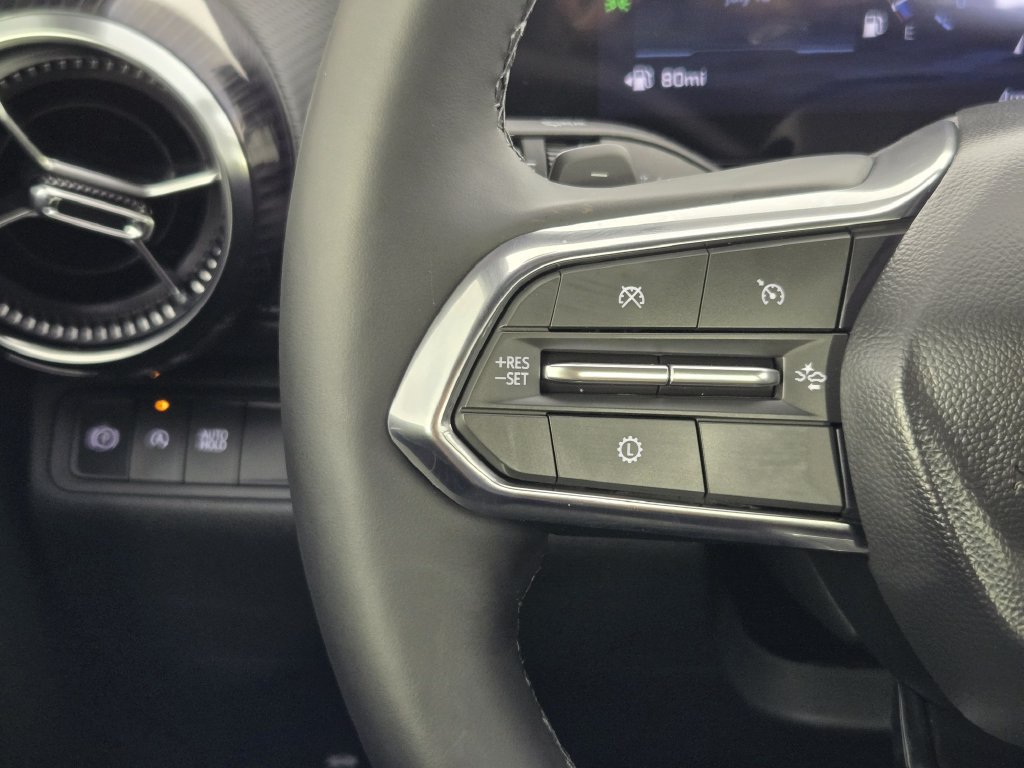 New 2027 Chevrolet Equinox LT w/ Midnight Edition FWD image 31