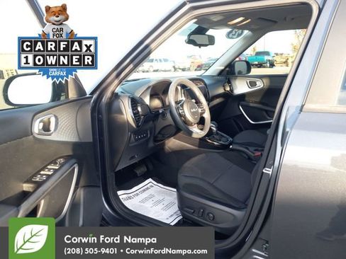 Used 2023 Kia Soul S image 9