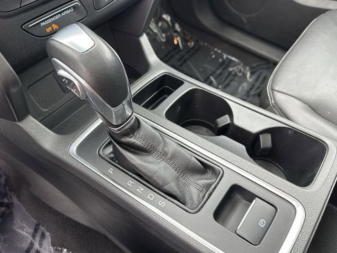 Used 2018 Ford Escape SEL w/ Ford Safe & Smart Package image 22