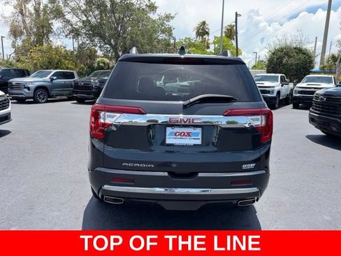 Used 2022 GMC Acadia Denali w/ Denali Ultimate Package FWD image 5