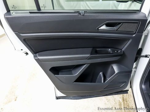 Used 2021 Volkswagen Atlas SEL image 23