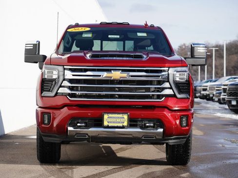 Used 2025 Chevrolet Silverado 3500 High Country w/ High Country Premium Package image 8