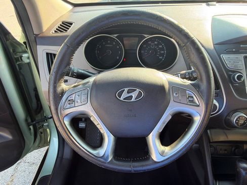 Used 2012 Hyundai Tucson GLS FWD image 10